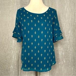 Ann Taylor medallion print flutter sleeve top
